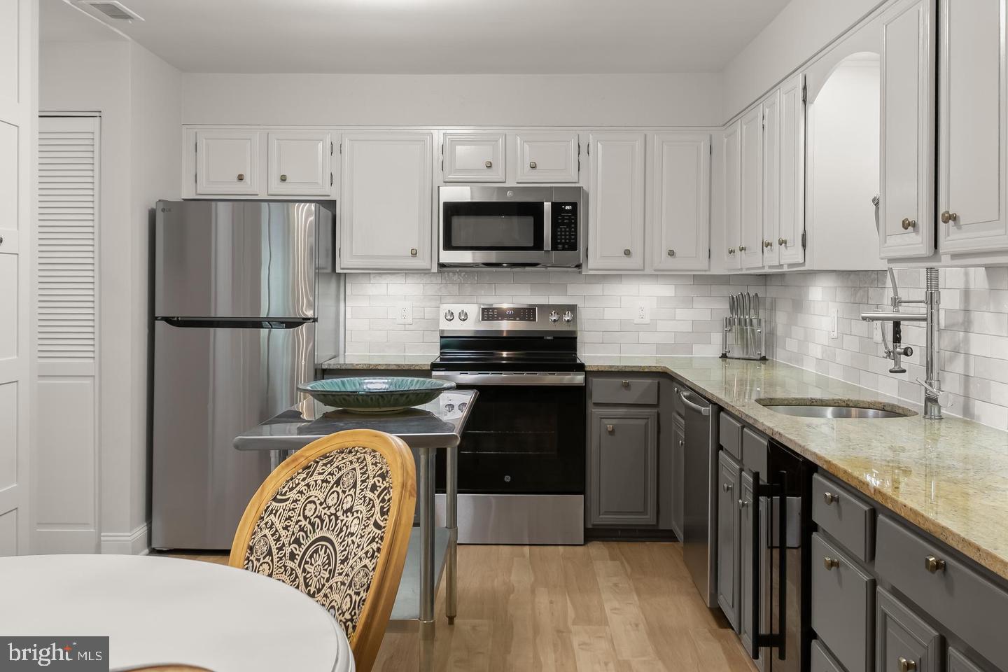 4 Dudley Ct Property Photo 7