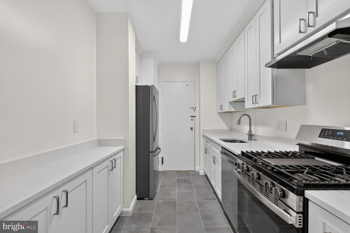 10500 Rockville Pike #g17 Property Photo 6
