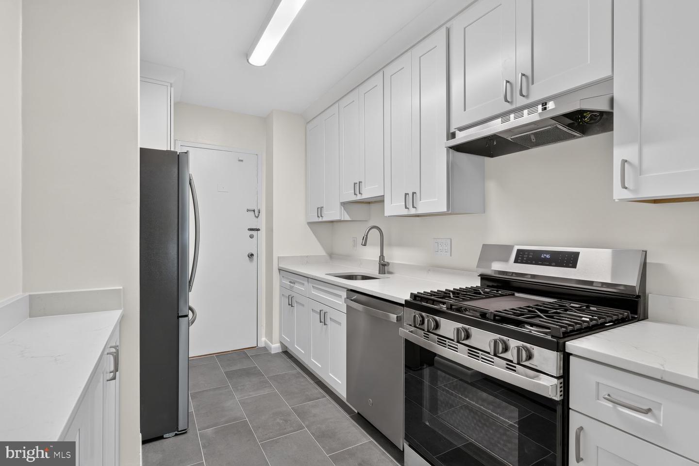 10500 Rockville Pike #g17 Property Photo 8