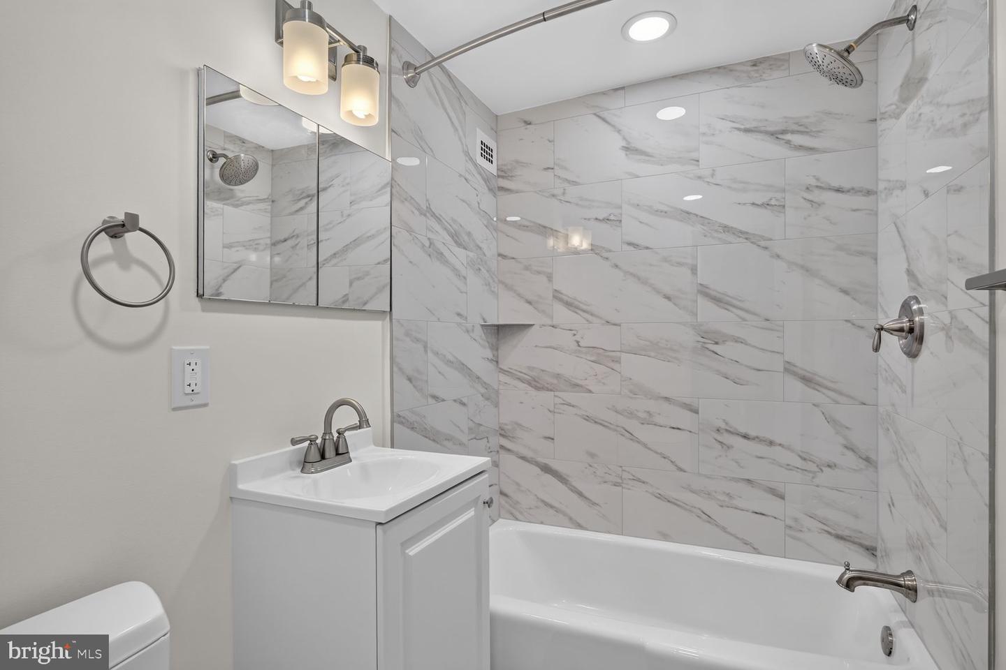10500 Rockville Pike #g17 Property Photo 17