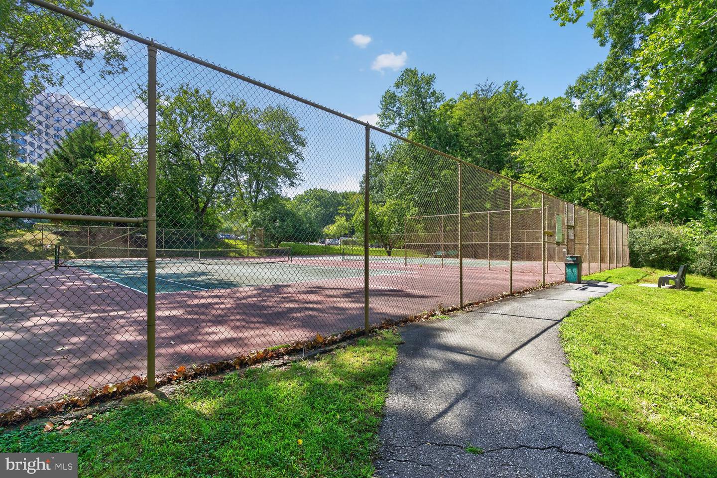 10500 Rockville Pike #g17 Property Photo 27