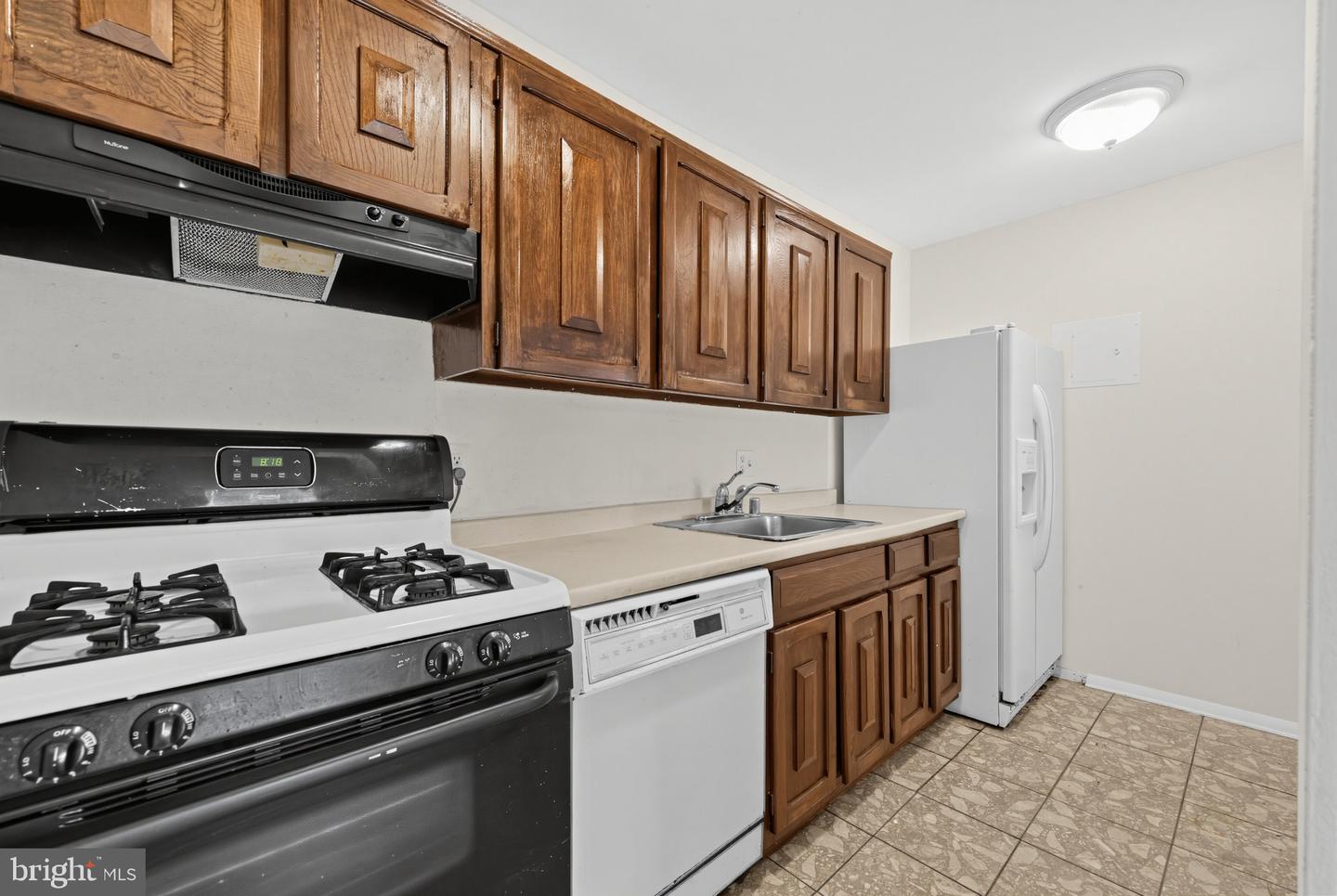 3722 Bel Pre Rd #3722-3 Property Photo 8