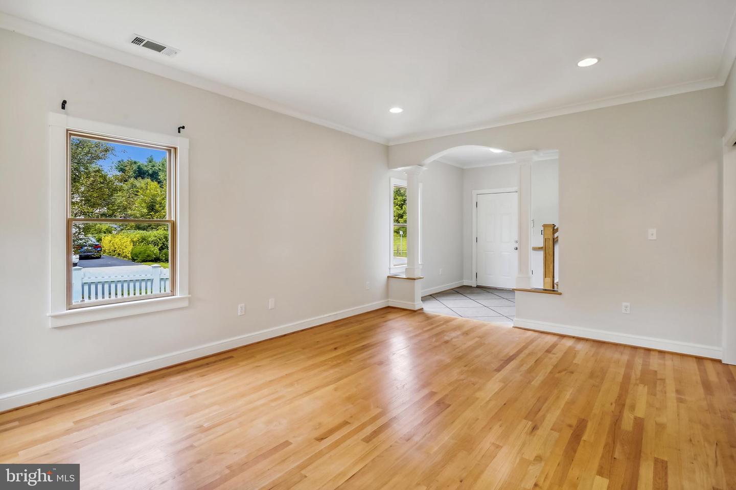101 Charles St Property Photo 13