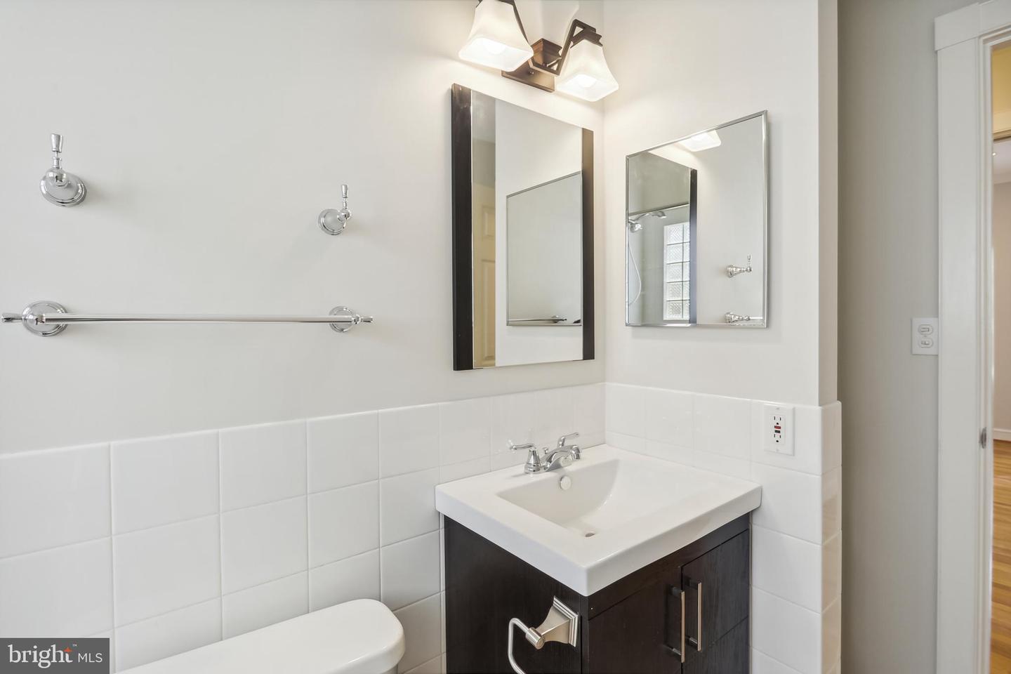 101 Charles St Property Photo 16