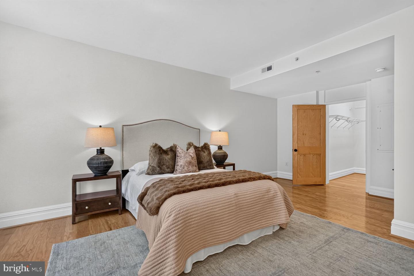 9610 Dewitt #ph102 Property Photo 18
