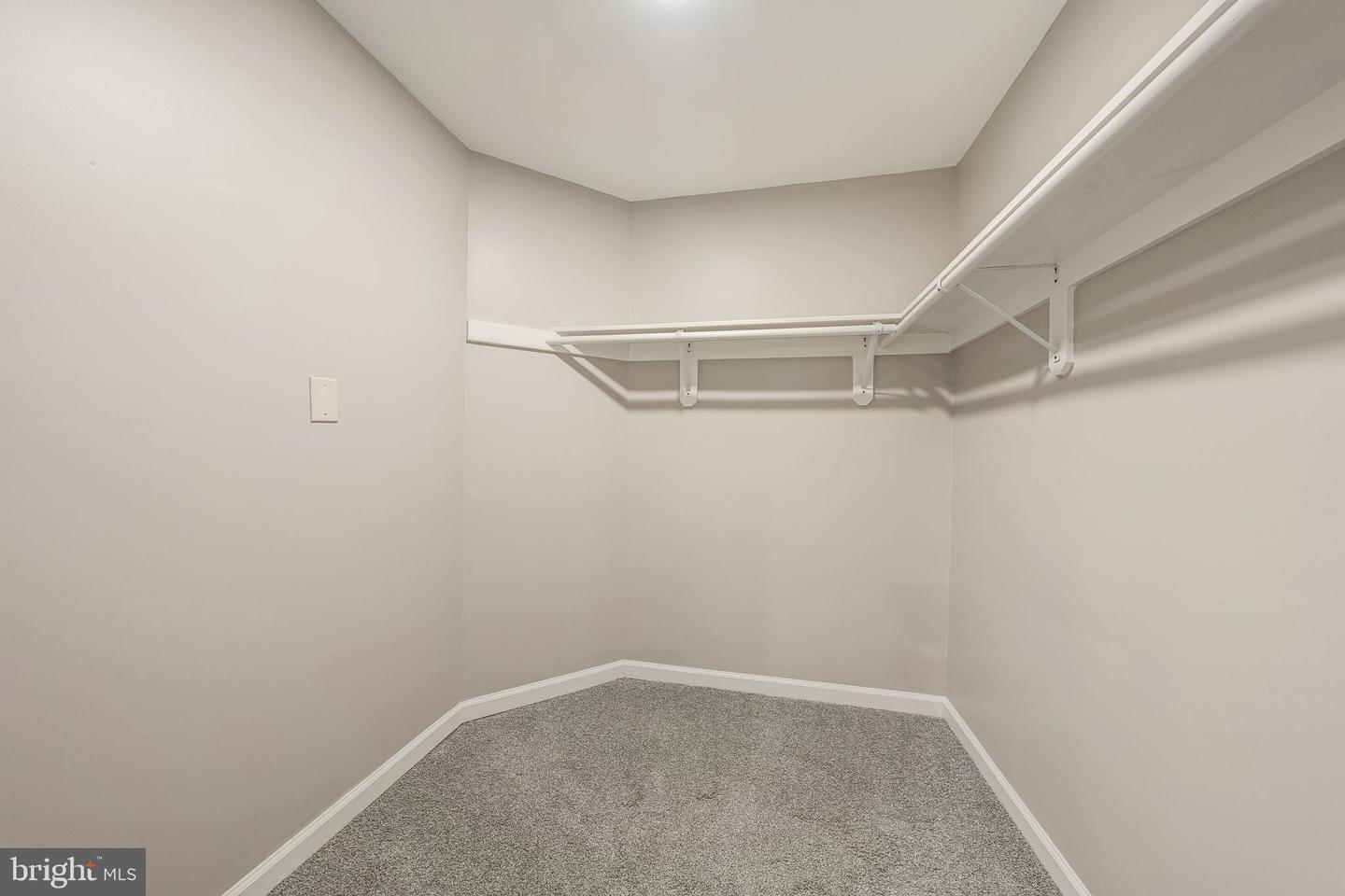 130 Whitmoor Ter Property Photo 14
