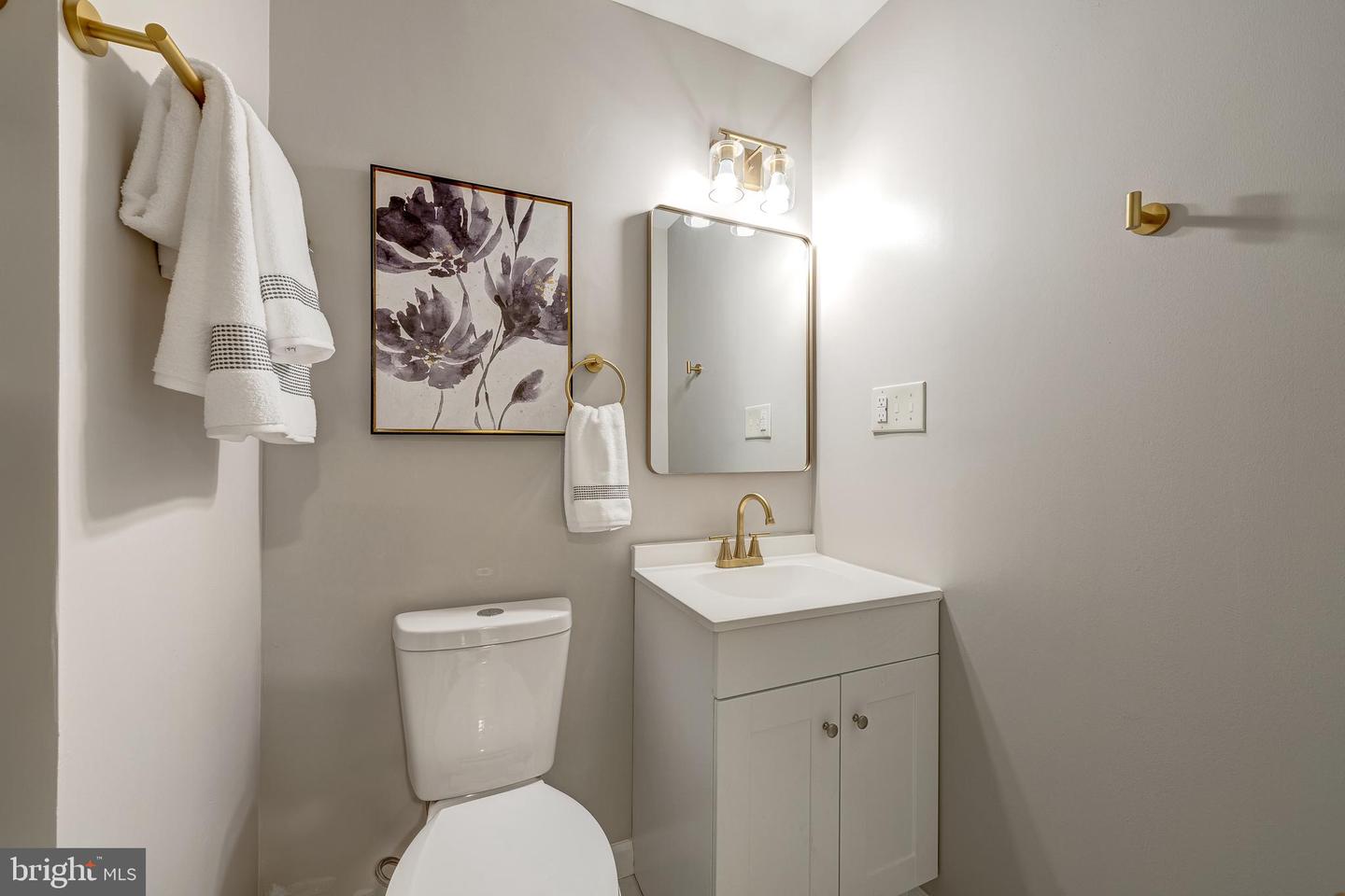 130 Whitmoor Ter Property Photo 15