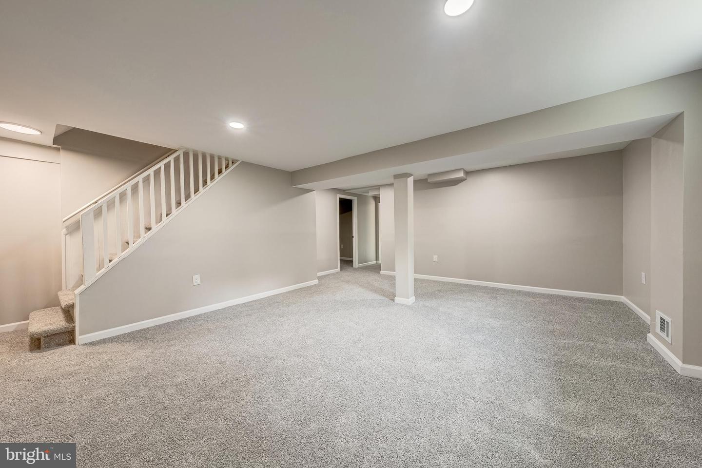 130 Whitmoor Ter Property Photo 20