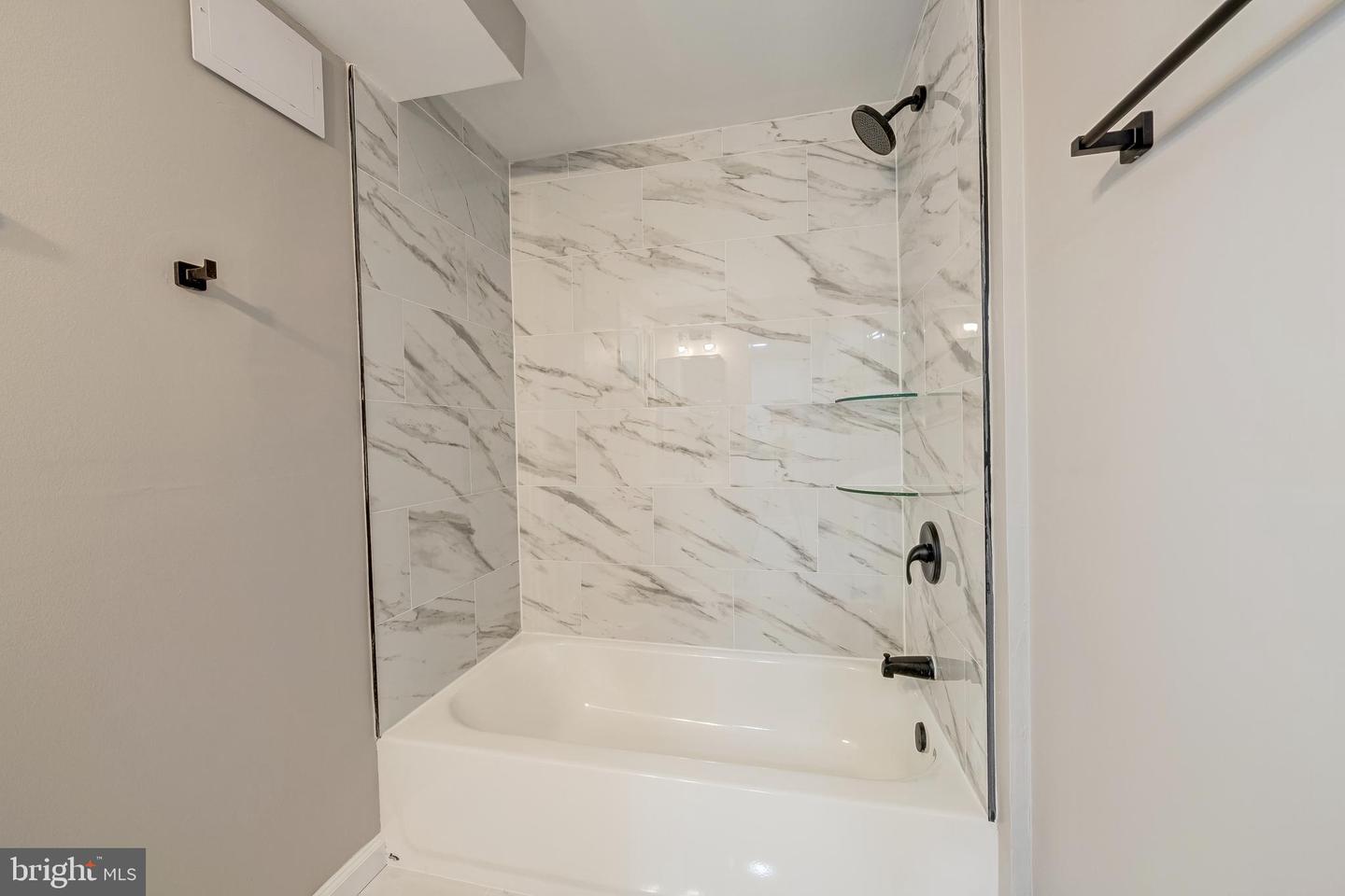 130 Whitmoor Ter Property Photo 25