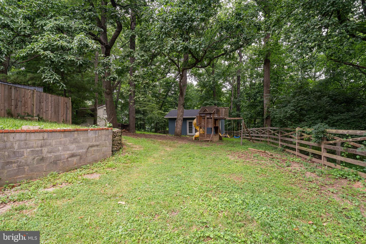 130 Whitmoor Ter Property Photo 28