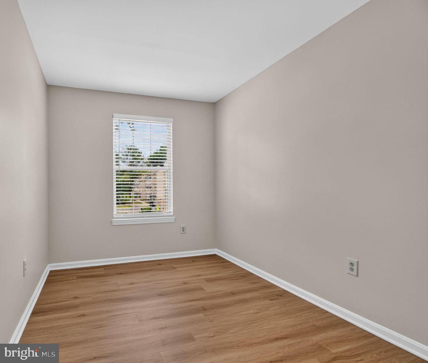 2513 Mcveary Ct #10ad Property Photo 8
