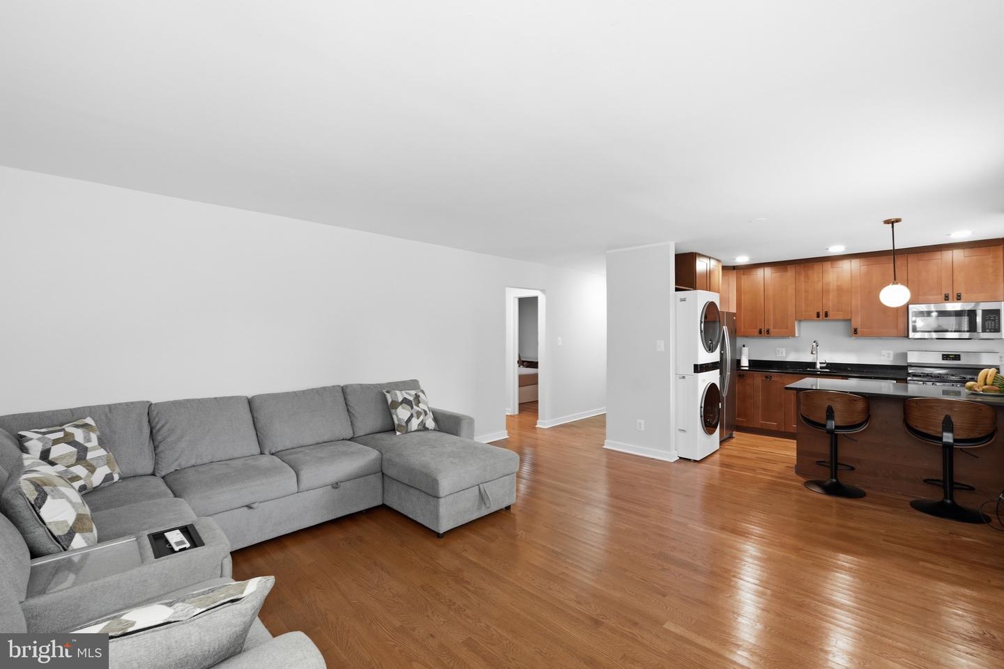 2316 Colston Dr #101 Property Photo 4