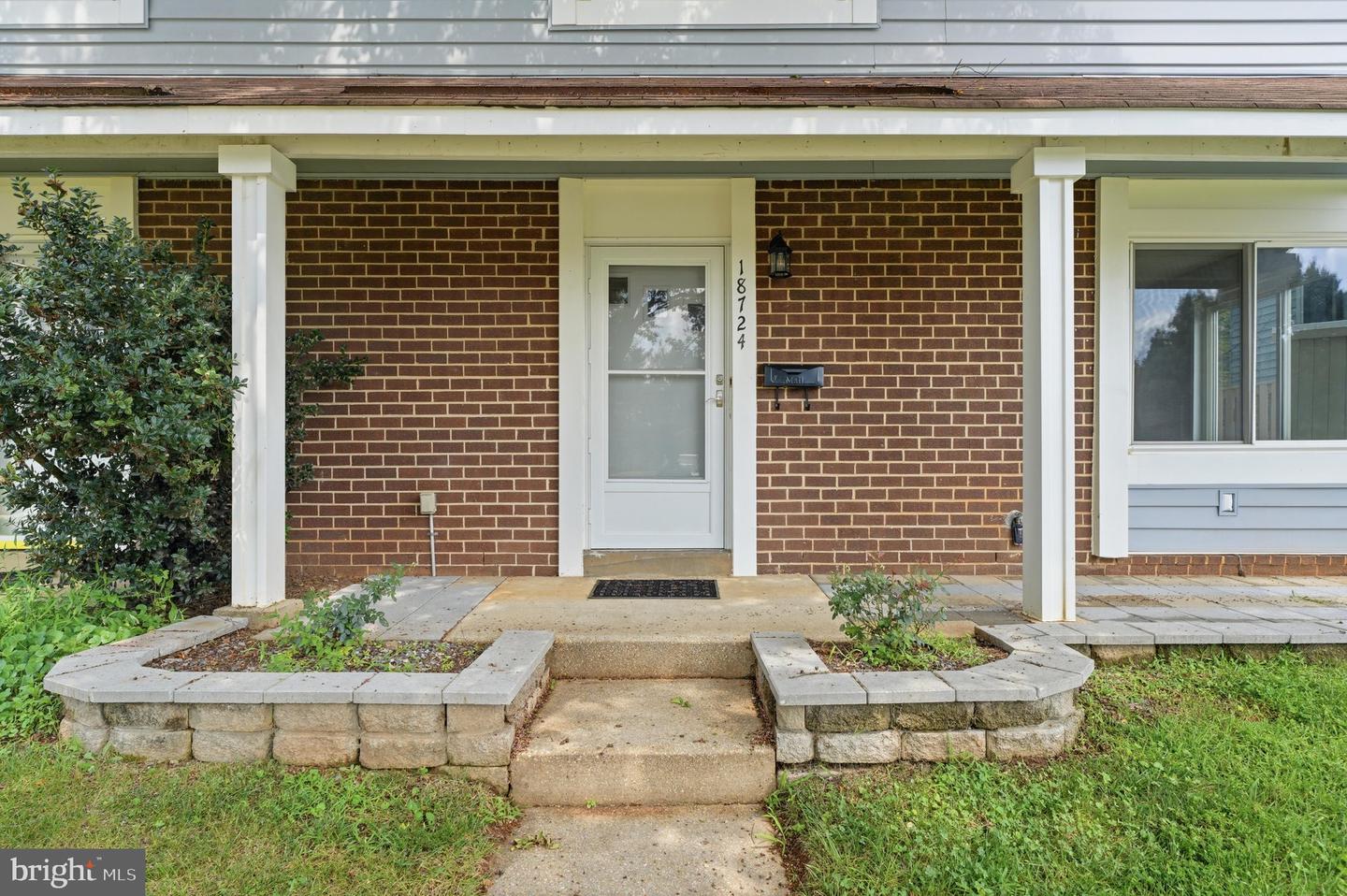 18724 Paprika Ct Property Photo 6
