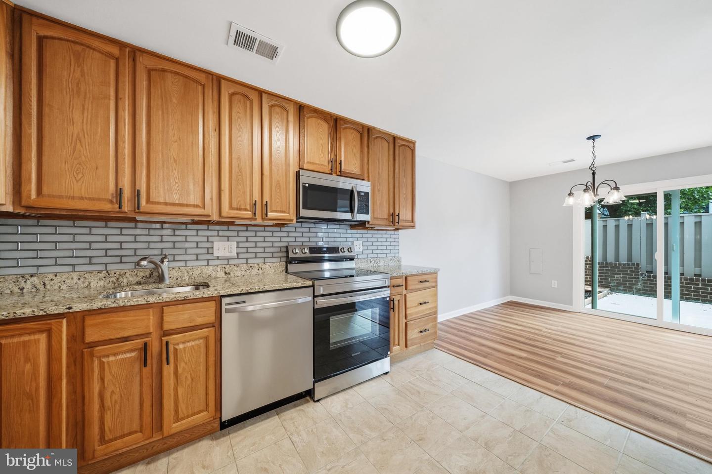 18724 Paprika Ct Property Photo 23
