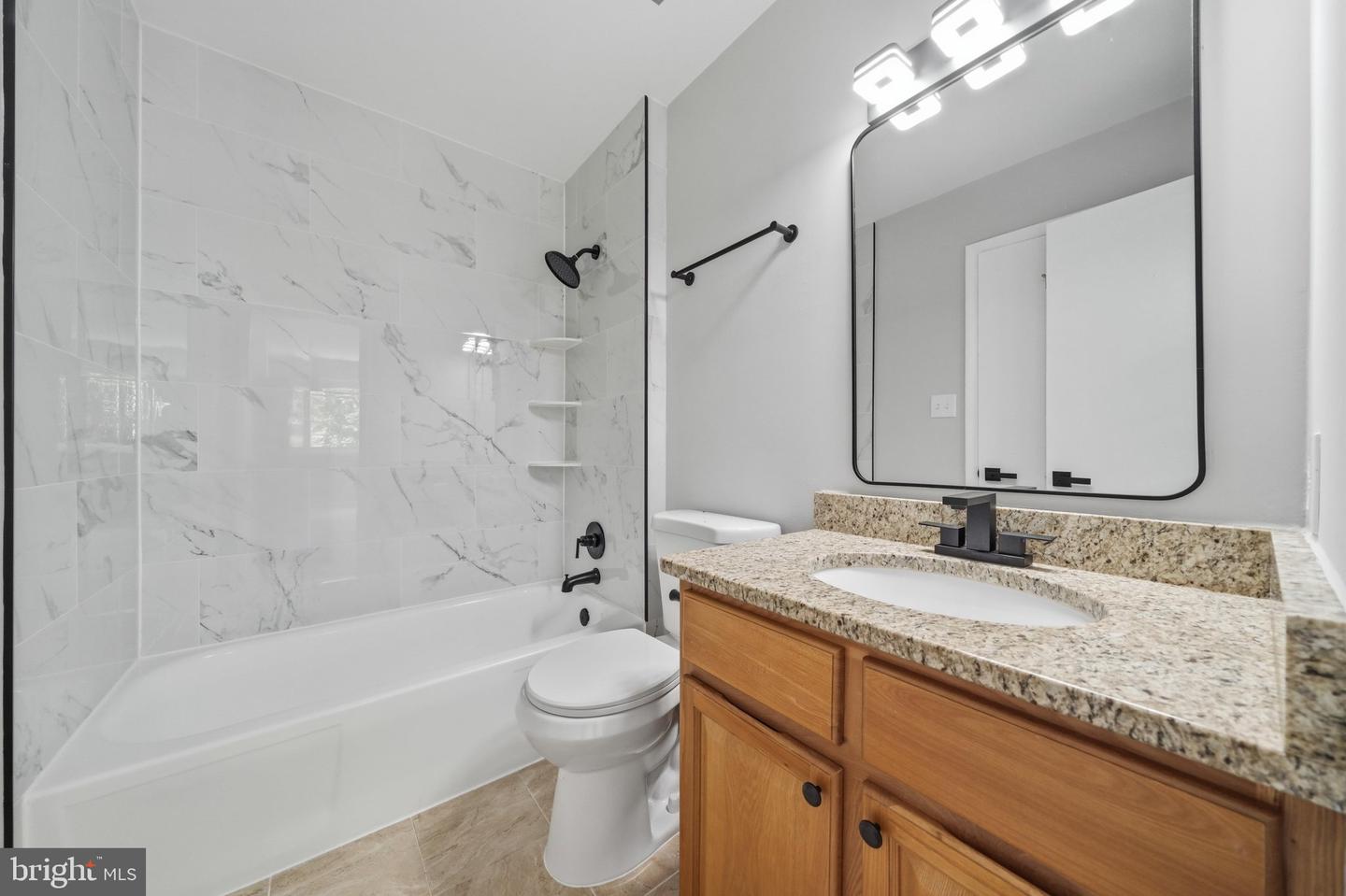 18724 Paprika Ct Property Photo 43