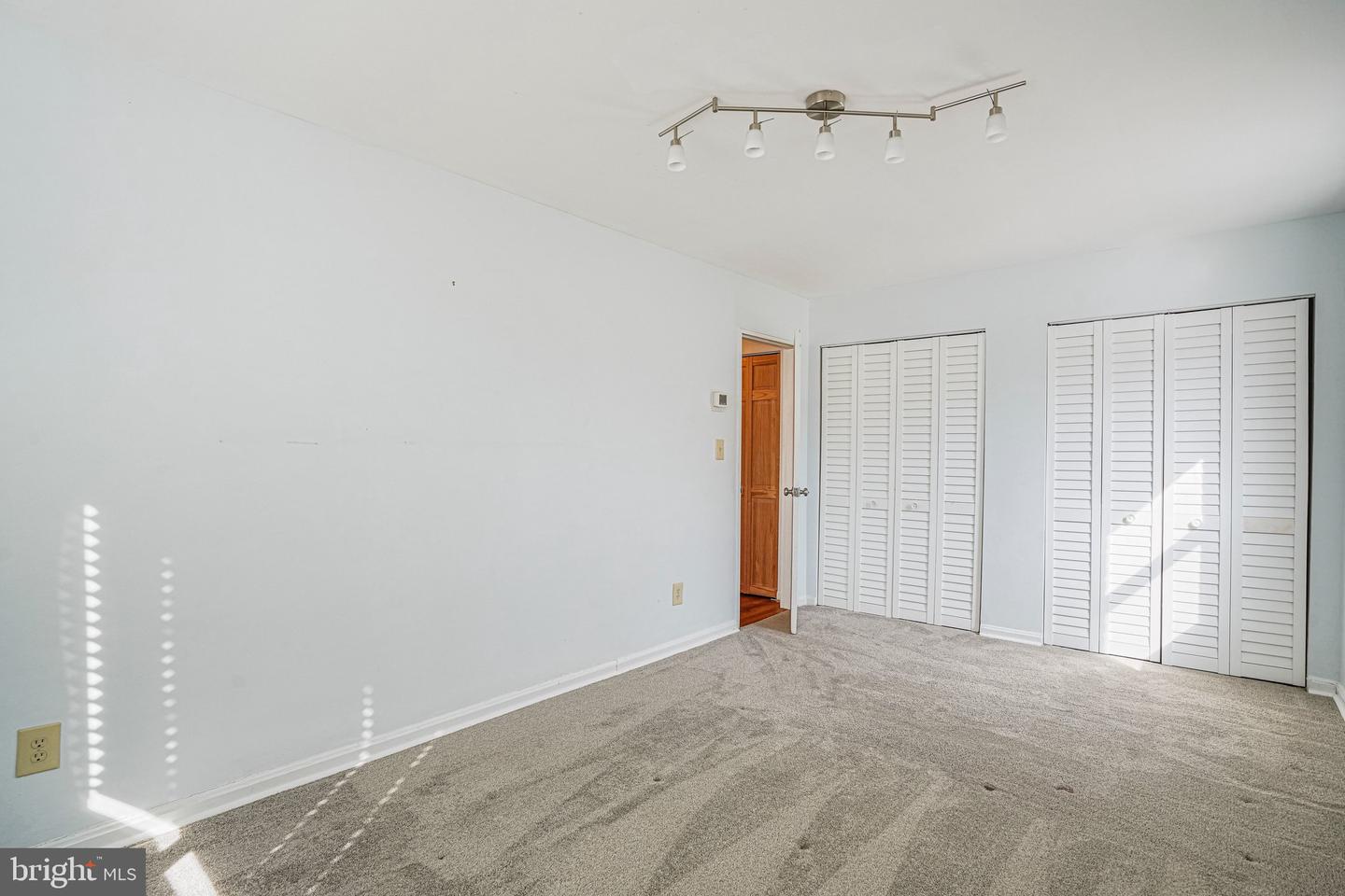 95 E Wayne Ave #209 Property Photo 12