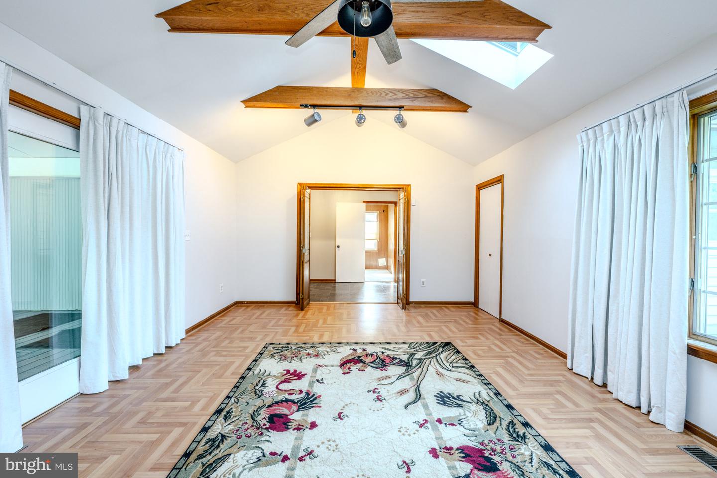 7727 Laytonia Dr Property Photo 14