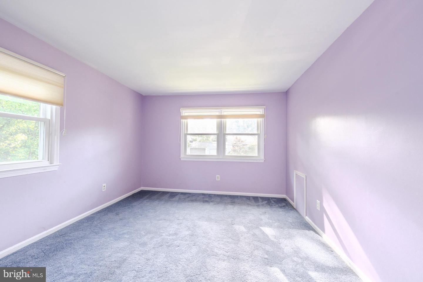 7727 Laytonia Dr Property Photo 24