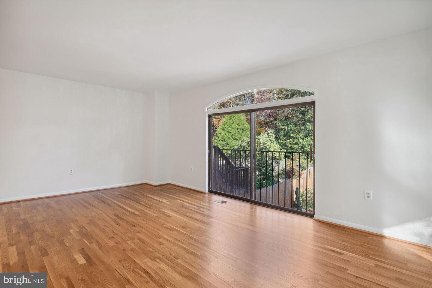 10855 Deborah Dr Property Photo 3