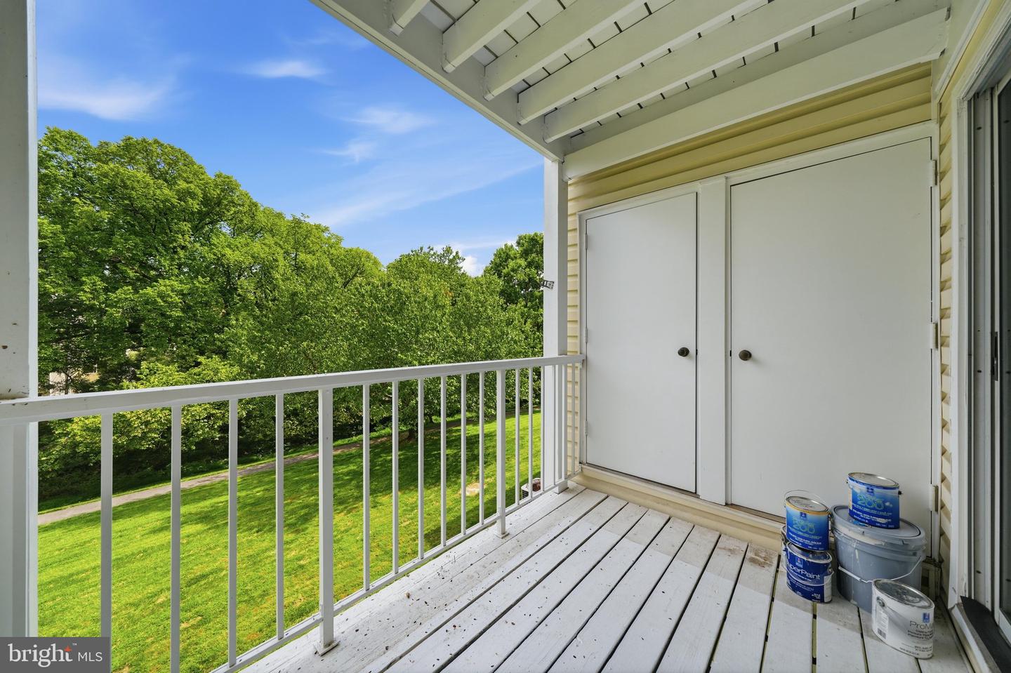 20307 Beaconfield Ter #102 Property Photo 32