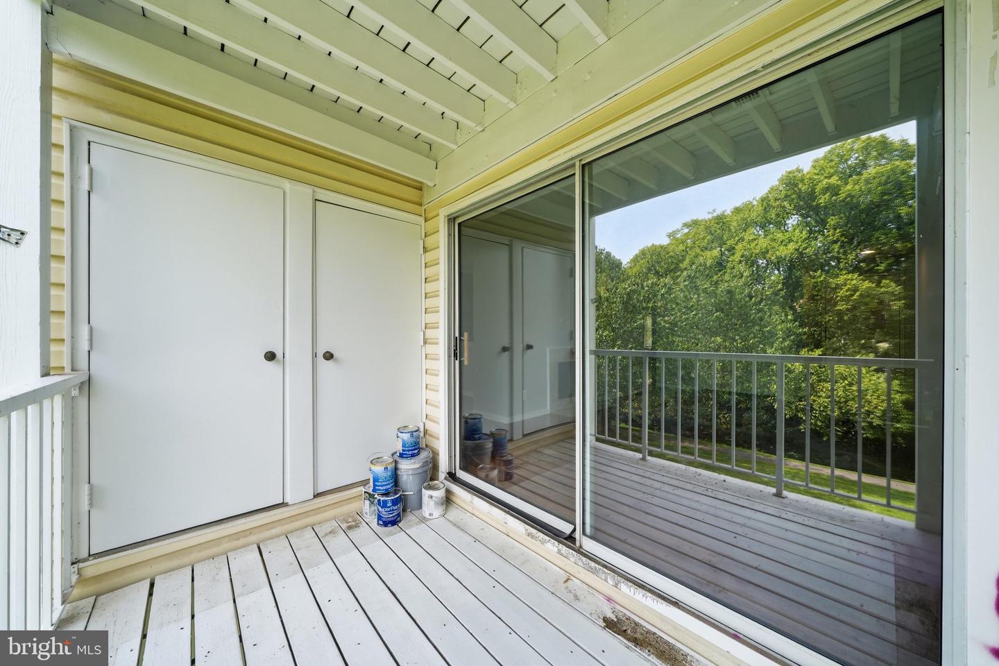 20307 Beaconfield Ter #102 Property Photo 33