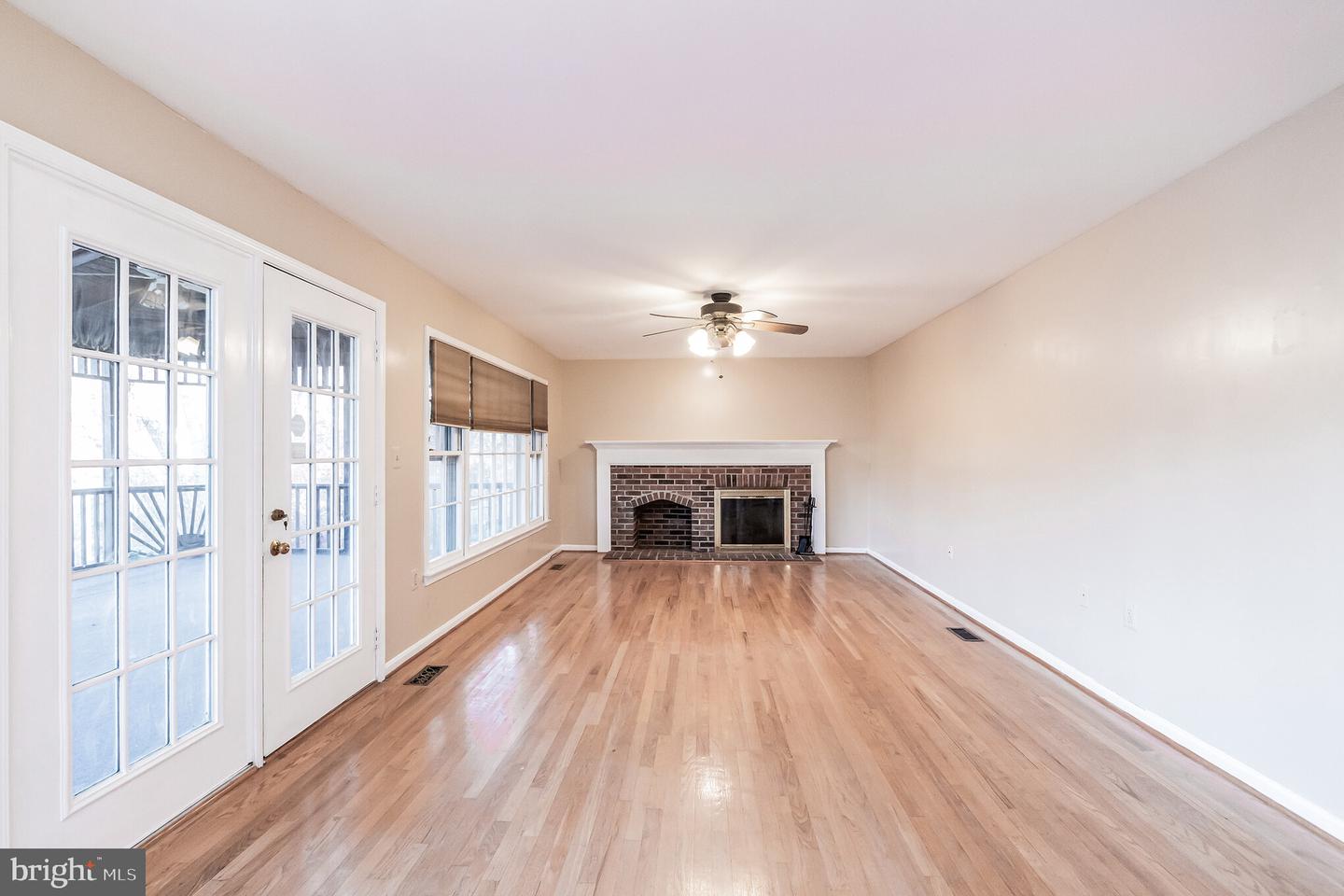 14524 Pebblewood Dr Property Photo 7