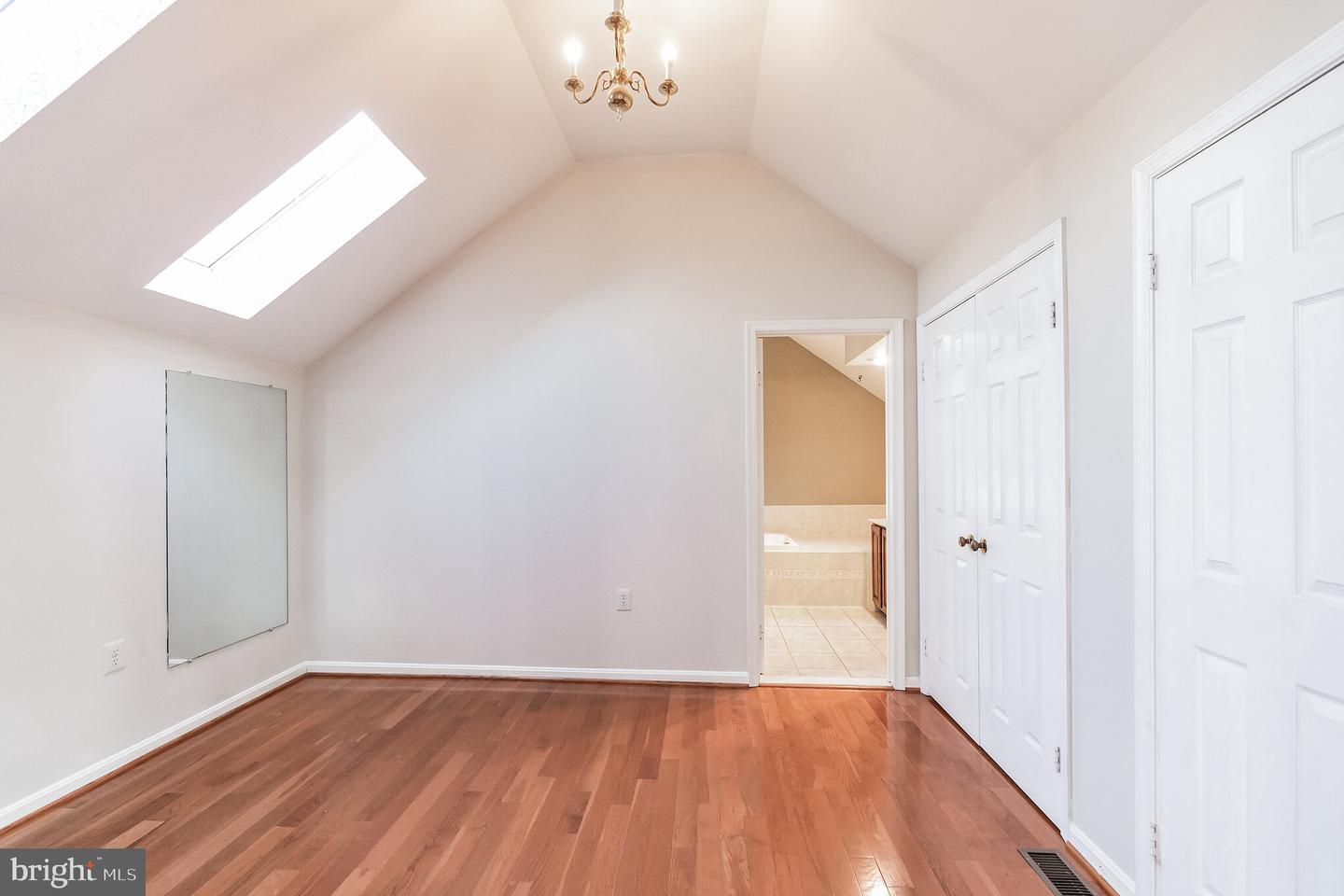 14524 Pebblewood Dr Property Photo 17