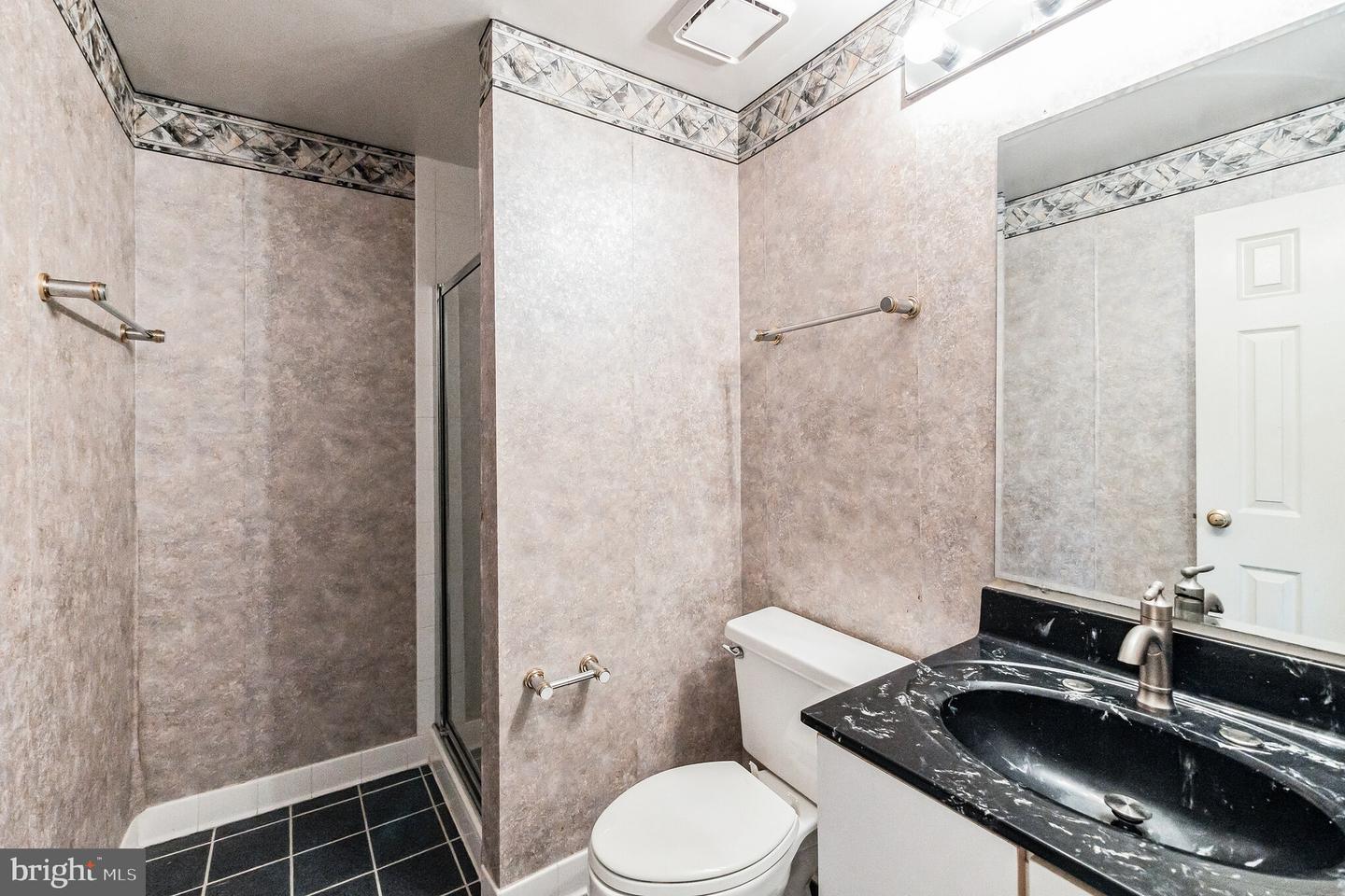 14524 Pebblewood Dr Property Photo 30