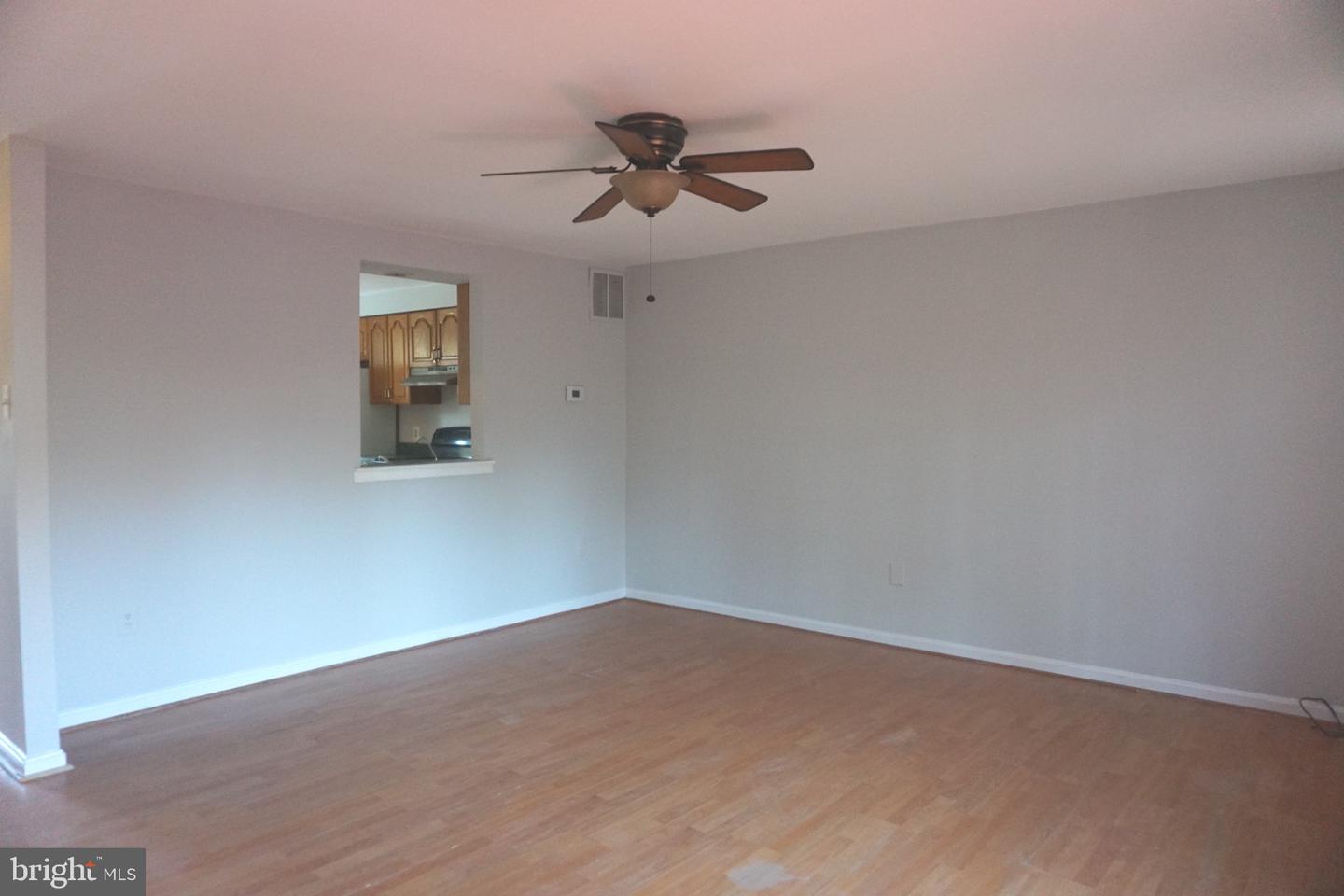 19 Shady Spring Pl Property Photo 9