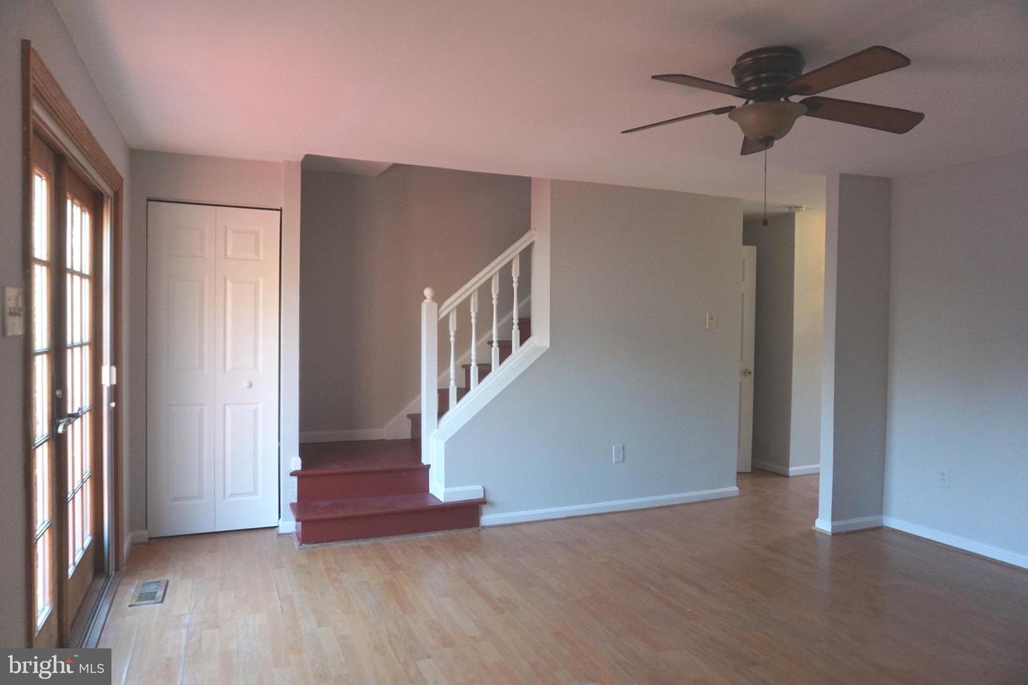 19 Shady Spring Pl Property Photo 10