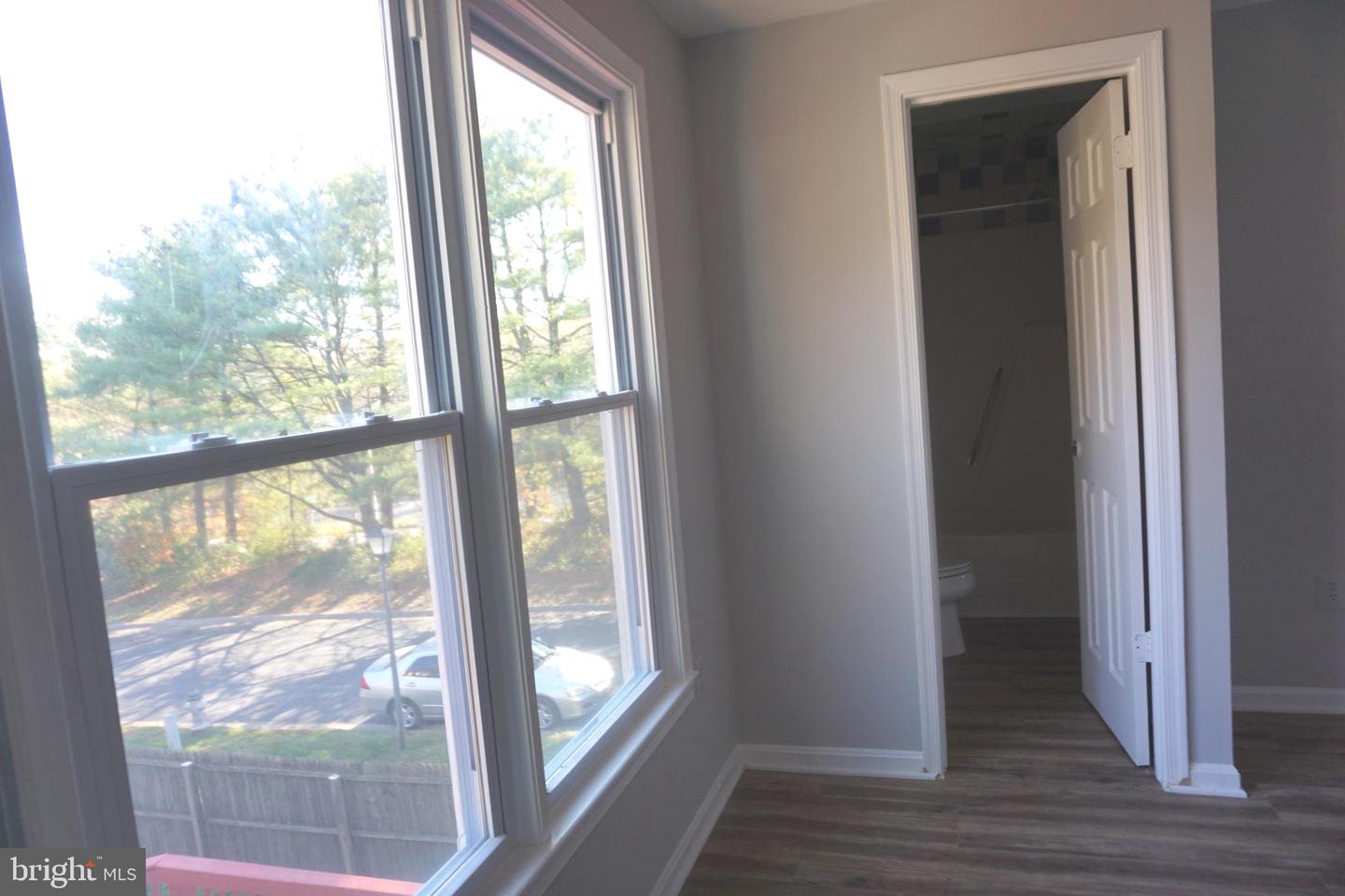 19 Shady Spring Pl Property Photo 15