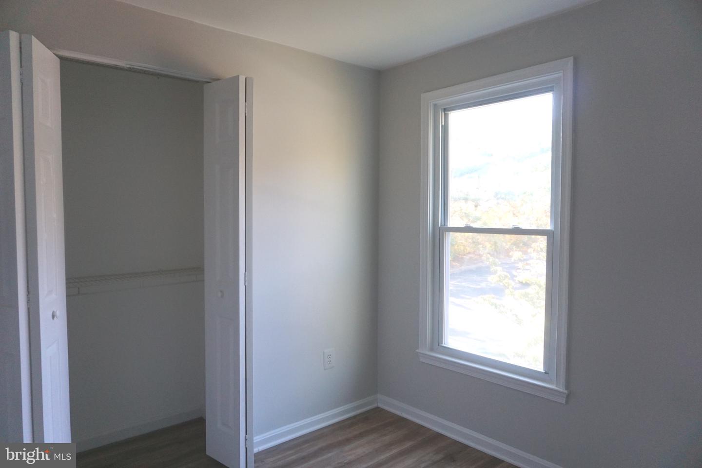 19 Shady Spring Pl Property Photo 18