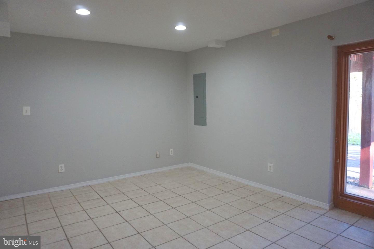 19 Shady Spring Pl Property Photo 25