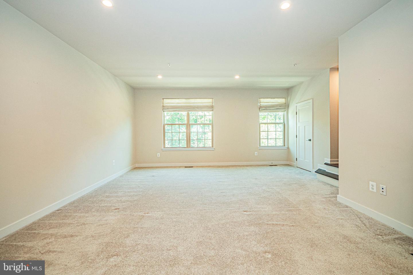9530 Nature Trl Property Photo 5