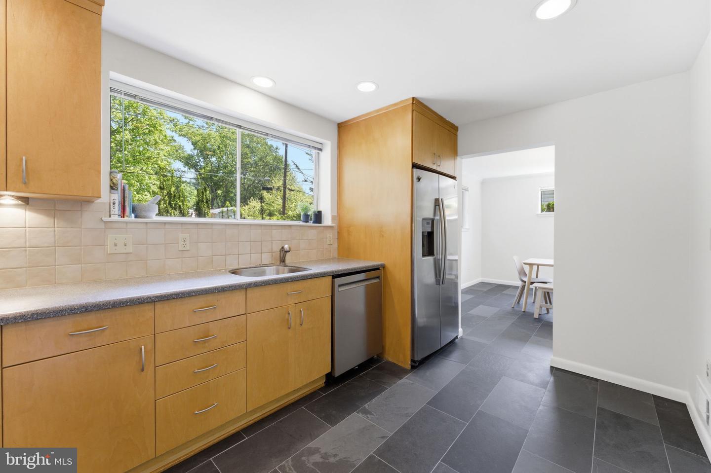 11408 Gilsan St Property Photo 11