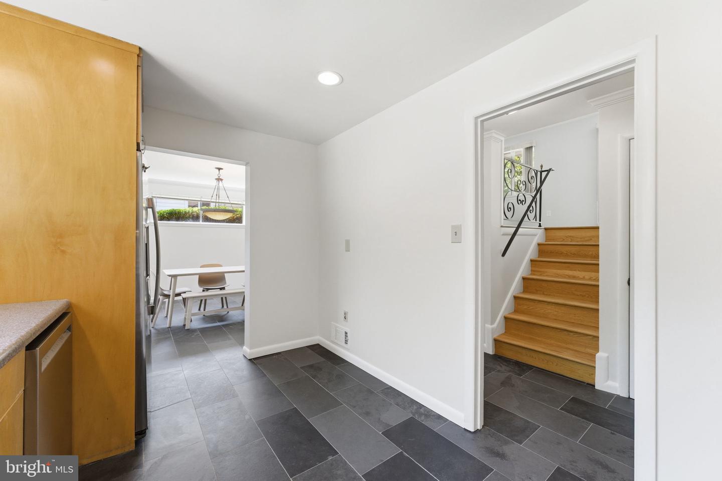 11408 Gilsan St Property Photo 12