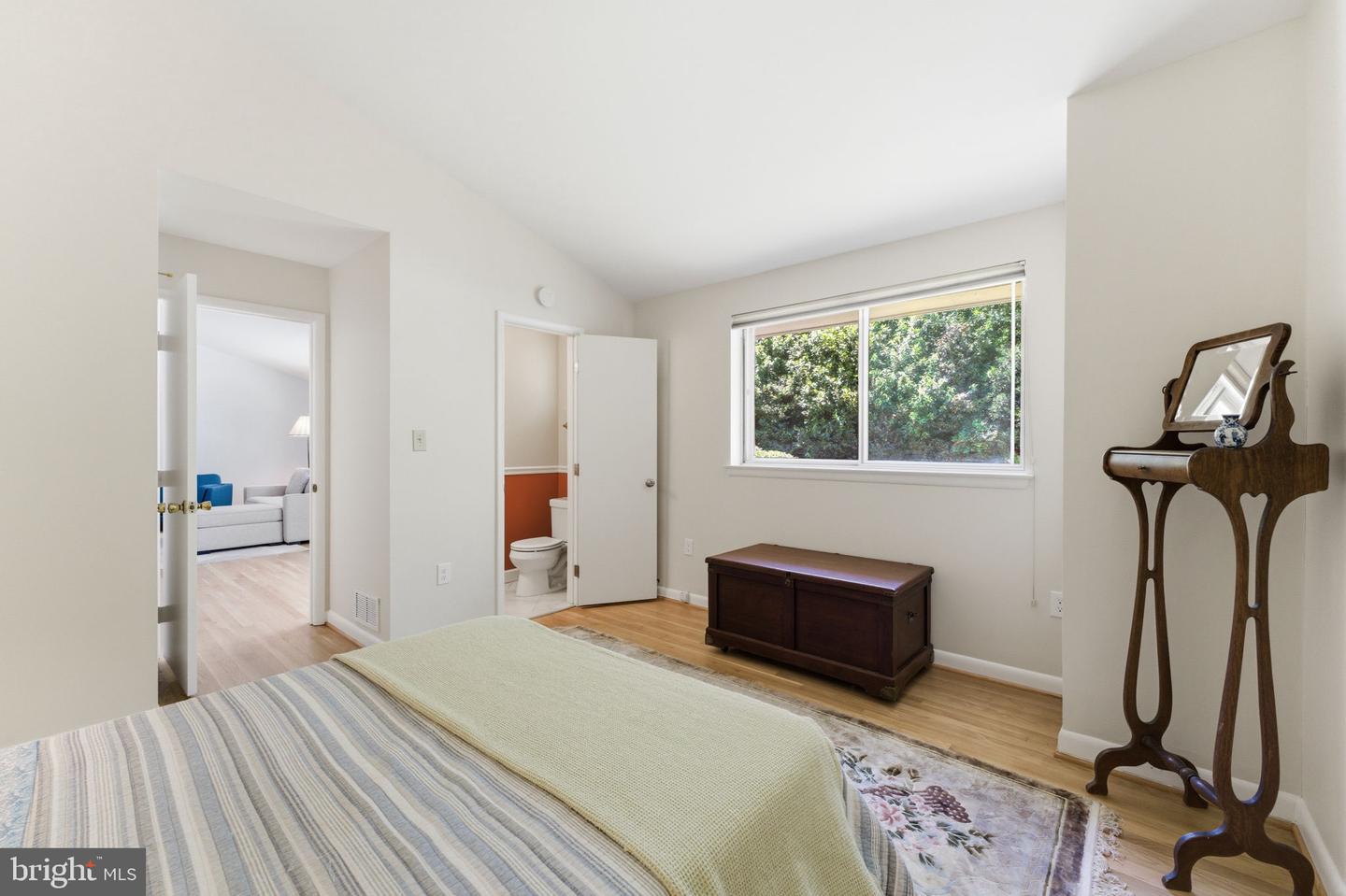 11408 Gilsan St Property Photo 27