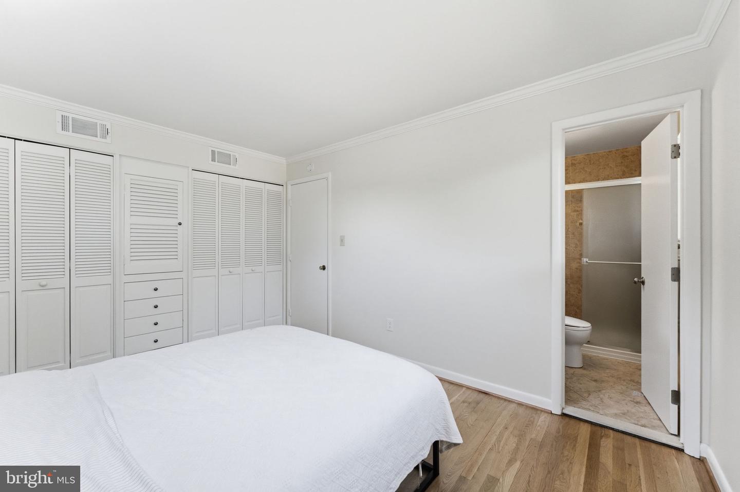 11408 Gilsan St Property Photo 38