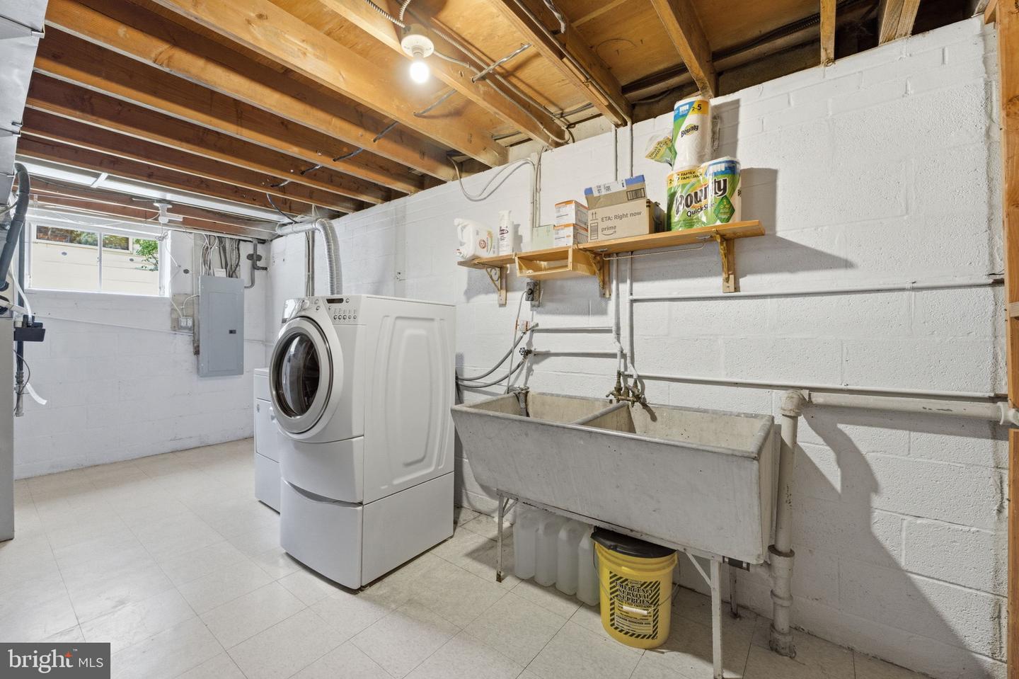 11408 Gilsan St Property Photo 48