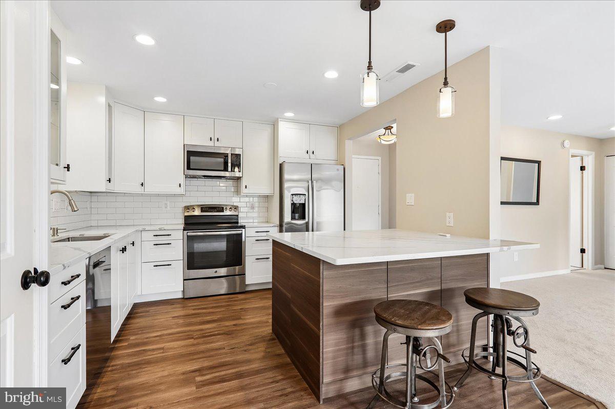 7425 Democracy Blvd #a-316 Property Photo 5