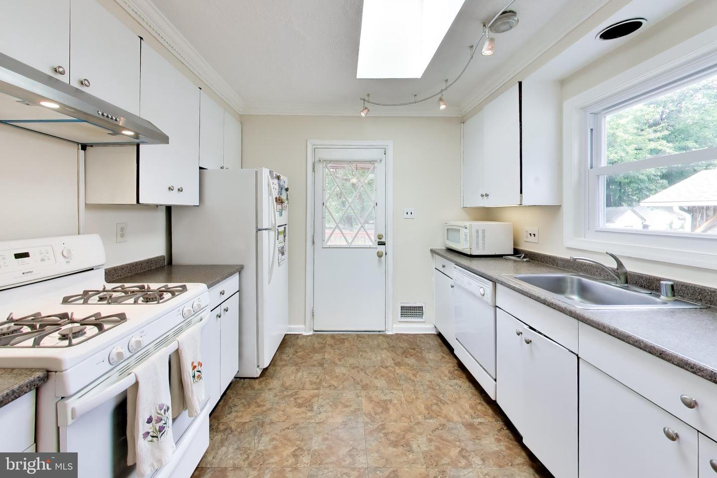 3951 Wendy Ln Property Photo 12