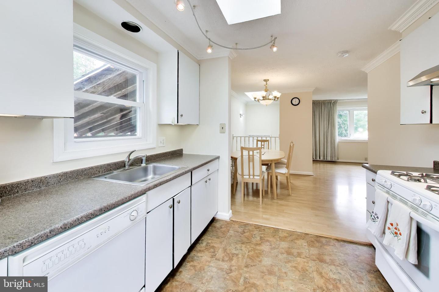 3951 Wendy Ln Property Photo 13
