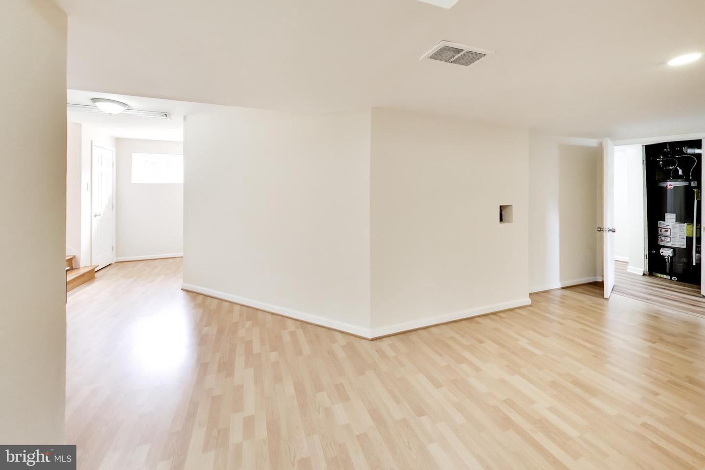 3951 Wendy Ln Property Photo 25