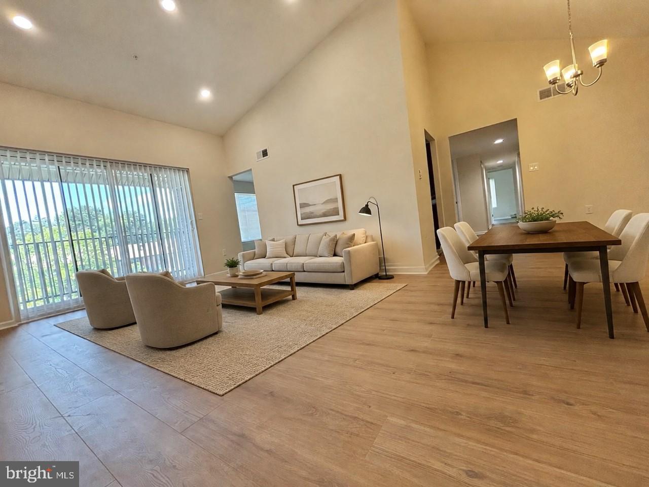 15210 Elkridge Way #91-3k Property Photo 1