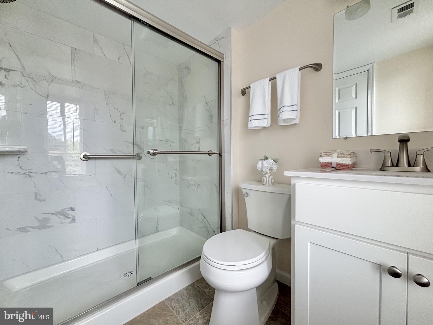 15210 Elkridge Way #91-3k Property Photo 5