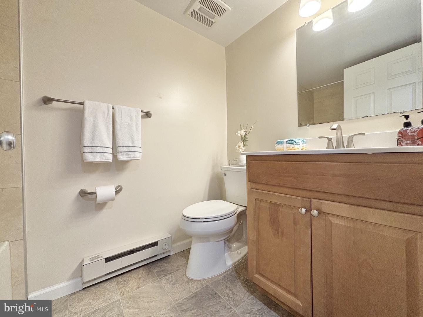 15210 Elkridge Way #91-3k Property Photo 9