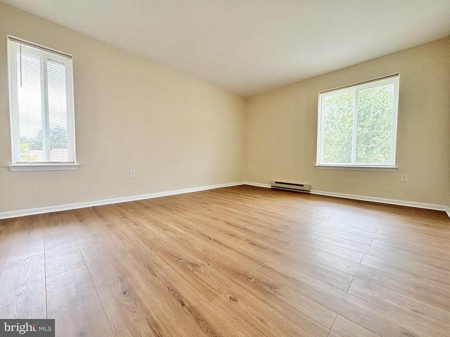15210 Elkridge Way #91-3k Property Photo 14