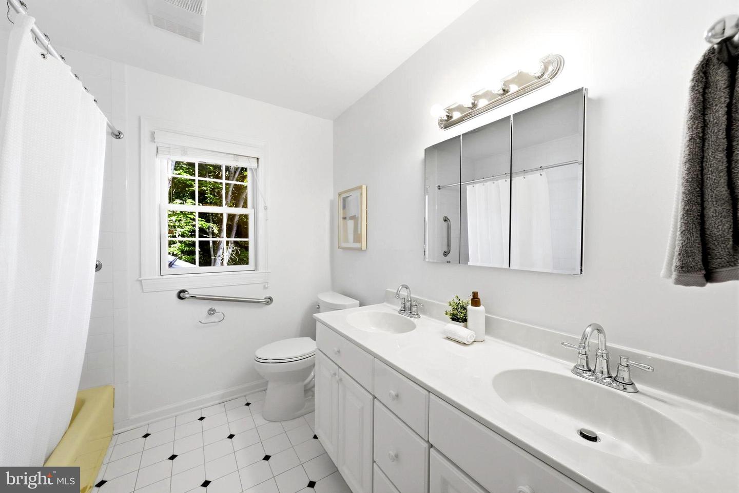 10804 Deborah Dr Property Photo 38