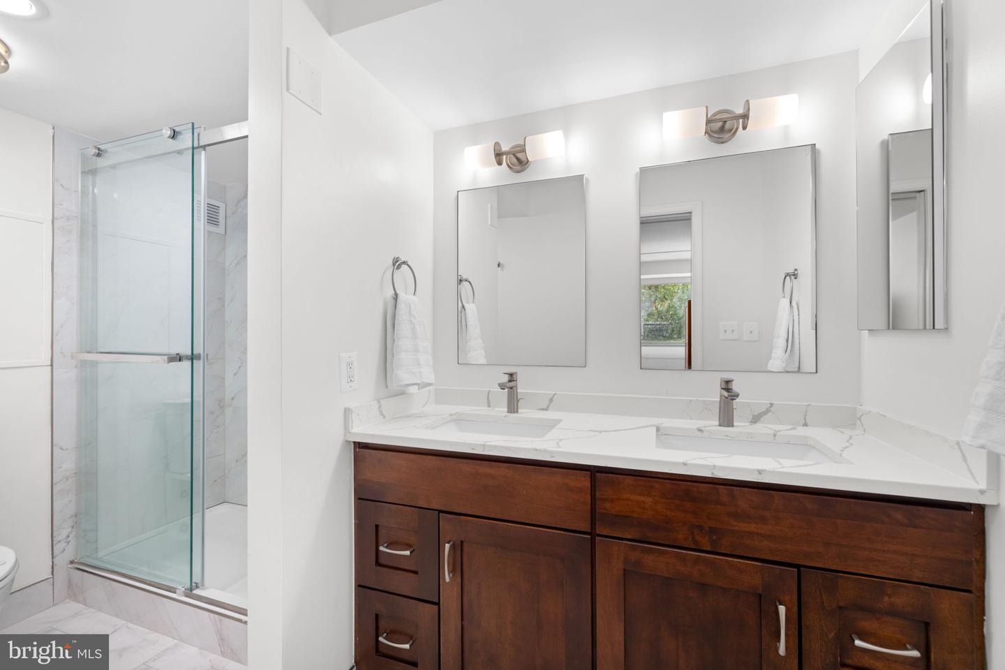 4515 Willard Ave #509s Property Photo 30