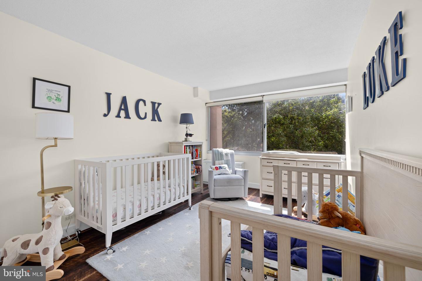 4515 Willard Ave #509s Property Photo 33